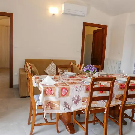 La Colombera - Dia142 By Interhome Apartment *