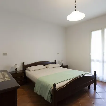 Apartment La Colombera - Dia142 By Interhome *
