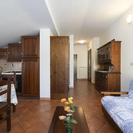 Apartment La Colombera - Dia142 By Interhome *