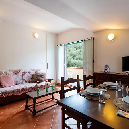 דירה Il Terrazzo E By Interhome דיאנו קסטלו